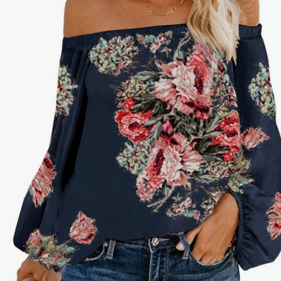 Super cute woman off shoulder floral blouse - Picture 5 of 14